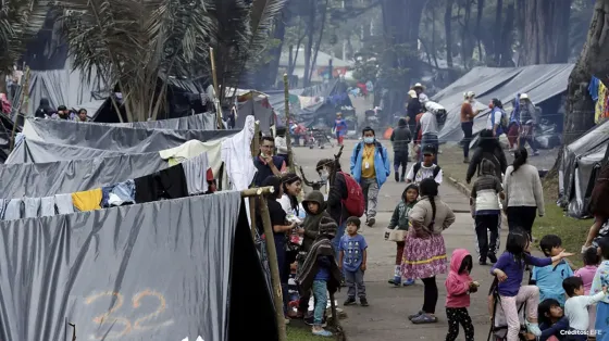Indígenas embera protestan en Bogotá en contra del 'paramilitarismo' Indígenas embera protestan en Bogotá en contra del 'paramilitarismo'