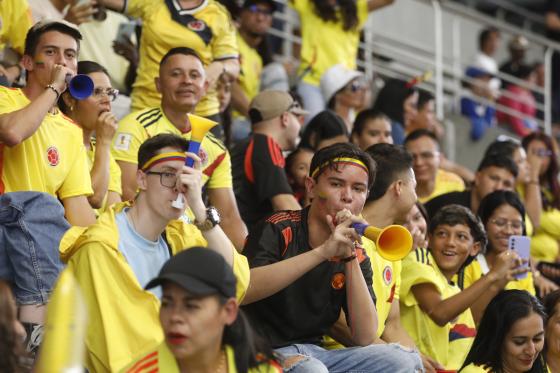 Colombianos salieron a las calles a celebrar el paso a la final de la Copa América Colombianos salieron a las calles a celebrar el paso a la final de la Copa América