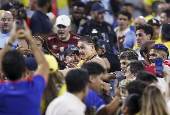Así fue la pelea de Darwin Núñez Así fue la pelea de Darwin Núñez
