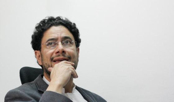 Iván-Cepeda-Defiende-MinDefensa Iván-Cepeda-Defiende-MinDefensa