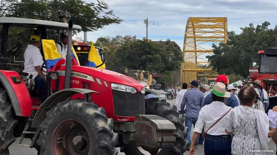 Sin diálogo ni solución: bloqueos arroceros paralizan ocho departamentos