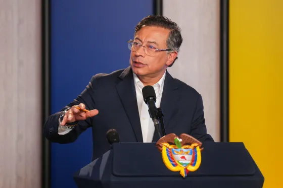 Presidente Gustavo Petro hablando.