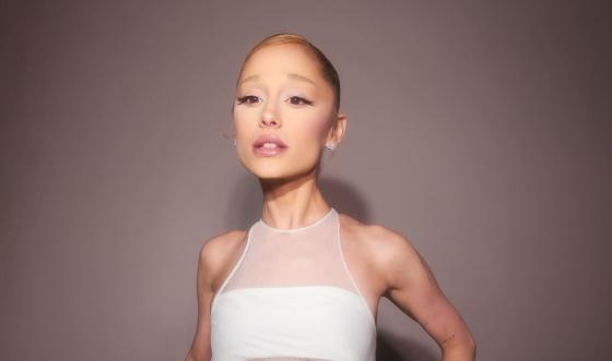 Ariana Grande nuevo look