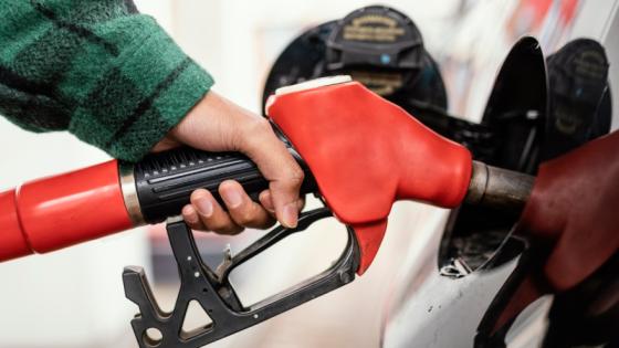 Precio de la gasolina aumenta en Colombia. Precio de la gasolina aumenta en Colombia.
