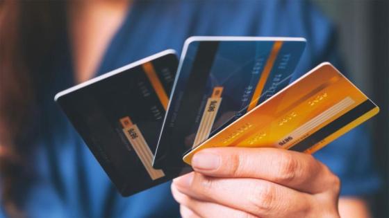 En Colombia no existe un límite legal de tarjetas de crédito.