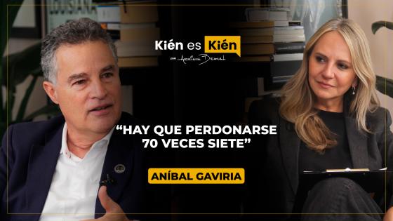 Aníbal Gaviria en entrevista con Adriana Bernal en Kién es Kién Aníbal Gaviria en entrevista con Adriana Bernal en Kién es Kién