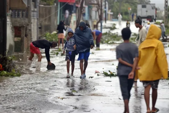 Cuba enfrentará apagones en más de la mitad del país por daños del huracán Melissa.