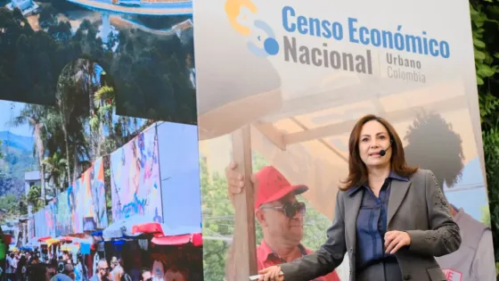Directora del DANE presentando el  Censo Económico Nacional Urbano 2024