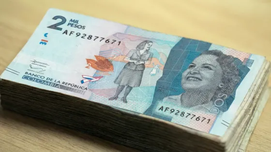 CARF advierte impacto fiscal del salario mínimo 2026 en Colombia