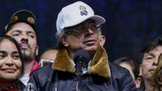 Petro afirmó que el cese de venta de energía a Ecuador será temporal