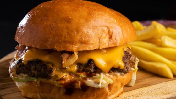 Hamburguesa en combo.