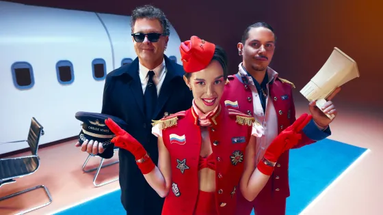 Monsieur Periné - Carlos Vives -El Avión