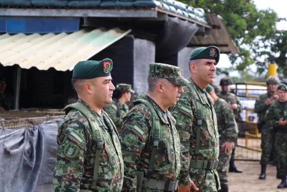 Fuerzas Militares desplegadas en todo el país para jornada electoral