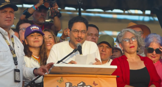 Frente a 80.000 personas, Iván Cepeda cerró su campaña presidencial