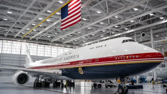 Este es el nuevo avión presidencial de Estados Unidos: precio, críticas y origen
