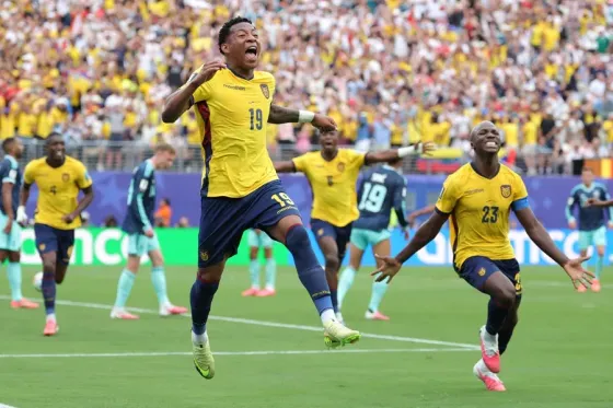 Triunfo histórico de Ecuador ante Alemania lo pone en dieciseisavos de final del Mundial
