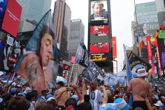 Final Mundial 2026: Times Square se tiñe de España y Argentina