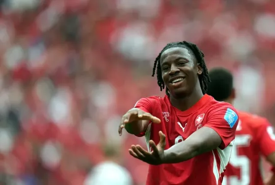 Suiza se queda sin su goleador para enfrentar a Colombia en los octavos de final 