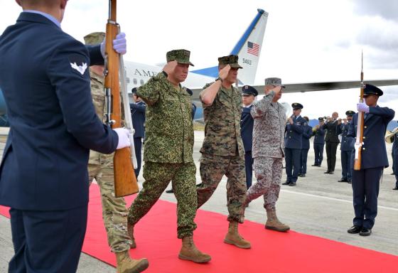 Francis Donovan, jefe del Comando Sur de Estados Unidos, durante visita a Colombia