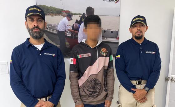 Migración expulsa a ciudadano venezolano. 