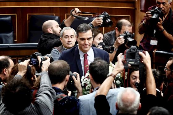 España: Pedro Sánchez fue investido como jefe de Gobierno