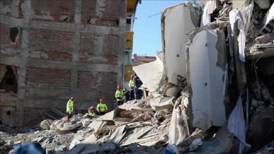 Crece la cifra de muertos por terremoto en Turquía