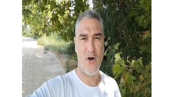 Su nombre real es Javier Ibarra Ramos. Su nombre real es Javier Ibarra Ramos.