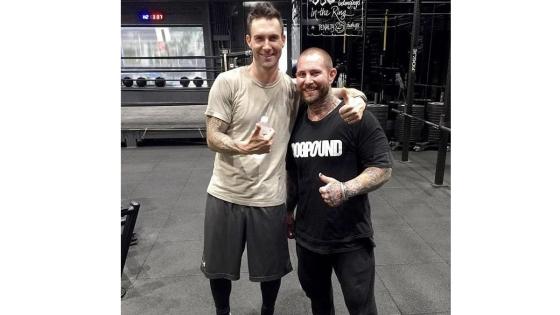 Así luce Adam Levine en redes sociales. Así luce Adam Levine en redes sociales.