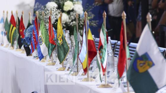 Las primeras damas y caballeros de los departamentos del país se reunieron el 21 de febrero en Cartagena. Las primeras damas y caballeros de los departamentos del país se reunieron el 21 de febrero en Cartagena.