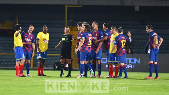 Así se vivió el partido entre las leyendas de Colombia y Barcelona en Bogotá. Así se vivió el partido entre las leyendas de Colombia y Barcelona en Bogotá.