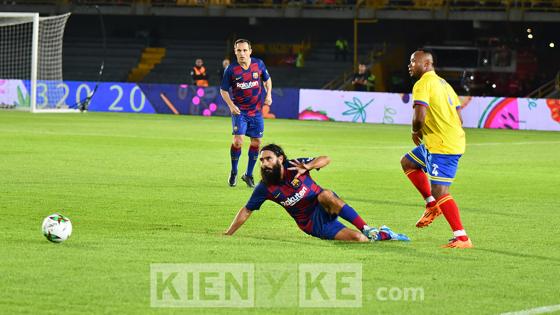 Así se vivió el partido entre las leyendas de Colombia y Barcelona en Bogotá. Así se vivió el partido entre las leyendas de Colombia y Barcelona en Bogotá.