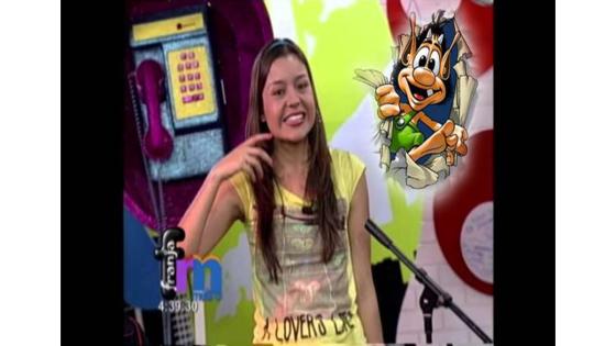 El Canal Capital transmitía en las tardes bogotanas ‘Franja Metro’, un programa que hacía concursar a niños y jóvenes de la capital, se emitió desde 1999 hasta 2001. Este espacio incluía experimentos y ejercicios de ciencia, física, química, matemáticas, lenguajes y el reconocido juego de ‘Hugo’. El Canal Capital transmitía en las tardes bogotanas ‘Franja Metro’, un programa que hacía concursar a niños y jóvenes de la capital, se emitió desde 1999 hasta 2001. Este espacio incluía experimentos y ejercicios de ciencia, física, química, matemáticas, lenguajes y el reconocido juego de ‘Hugo’.