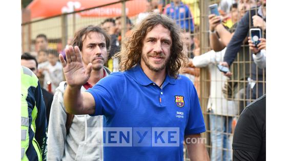 Entrenamiento de las leyendas del Barcelona previó al compromiso con las leyendas de la Selección Colombia. Entrenamiento de las leyendas del Barcelona previó al compromiso con las leyendas de la Selección Colombia.