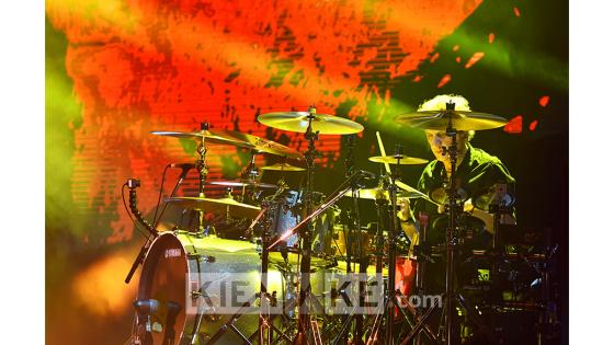Bogotá fue la primera escala de la gira ‘Gracias Totales’, que recorrerá varias ciudades de Latinoamérica y Estados Unidos, reafirmando el legado de ser la banda de rock en español más grande e influyente, pero sobre todo, rendirle tributo a la memoria, alma, corazón y talento de Soda Stereo, su líder Gustavo Cerati. Bogotá fue la primera escala de la gira ‘Gracias Totales’, que recorrerá varias ciudades de Latinoamérica y Estados Unidos, reafirmando el legado de ser la banda de rock en español más grande e influyente, pero sobre todo, rendirle tributo a la memoria, alma, corazón y talento de Soda Stereo, su líder Gustavo Cerati.