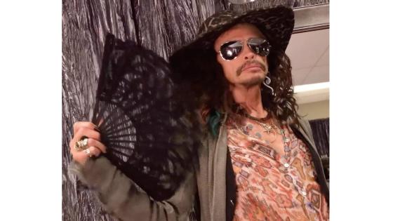 En 2001 ingresó al Salón de la Fama del Rock, acompañado de Aerosmith.