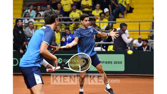 Con los puntos de Daniel Galán y los doblistas Juan Sebastián Cabal y Robert Farah, Colombia derrotó 3-1 a la 'albiceleste'. Con los puntos de Daniel Galán y los doblistas Juan Sebastián Cabal y Robert Farah, Colombia derrotó 3-1 a la 'albiceleste'.