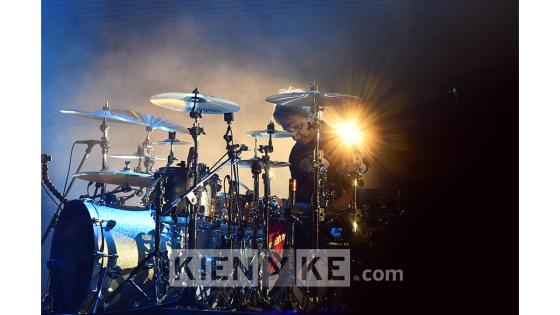 Bogotá fue la primera escala de la gira ‘Gracias Totales’, que recorrerá varias ciudades de Latinoamérica y Estados Unidos, reafirmando el legado de ser la banda de rock en español más grande e influyente, pero sobre todo, rendirle tributo a la memoria, alma, corazón y talento de Soda Stereo, su líder Gustavo Cerati. Bogotá fue la primera escala de la gira ‘Gracias Totales’, que recorrerá varias ciudades de Latinoamérica y Estados Unidos, reafirmando el legado de ser la banda de rock en español más grande e influyente, pero sobre todo, rendirle tributo a la memoria, alma, corazón y talento de Soda Stereo, su líder Gustavo Cerati.