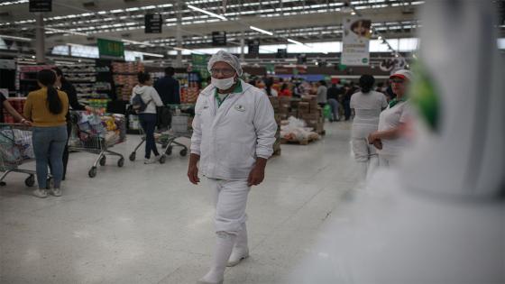 La población general teme la escasez de alimentos, pero los supermercados indican que "hay suficiente para todos". Foto: Juancho Torres/ Anadolu La población general teme la escasez de alimentos, pero los supermercados indican que "hay suficiente para todos". Foto: Juancho Torres/ Anadolu