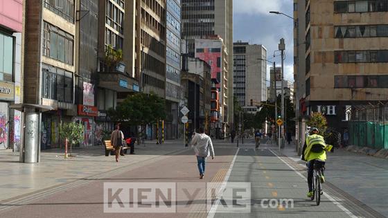 Ahora: Centro de Bogotá, Carrera Séptima. 