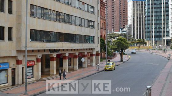 Ahora: Centro Internacional.