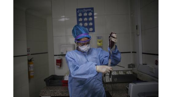 Los centros de sangre en todo el país sufren de una caída significativa en las donaciones en medio de la emergencia de salud en todo el territorio nacional.  Fotos: Juancho Torres - Anadolu