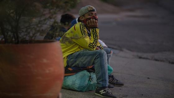 Cientos de venezolanos regresan a pie a su país expulsados de su hogar adoptivo después de que se declaró una cuarentena para contener el coronavirus.  Foto: Juancho Torres/ Anadolu