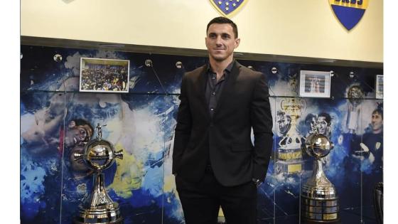 Nicolas Burdisso es el segundo jugador argentino con mas títulos oficiales. Nicolas Burdisso es el segundo jugador argentino con mas títulos oficiales.