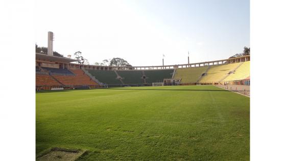 El estadio Pacaembú de San Pablo abrió sus puertas para los enfermos de Covid-19 de baja complejidad.