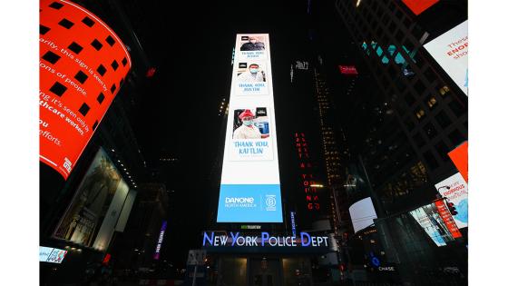 Este emblemático lugar de la ciudad de Nueva York se ve solitario, mientras los neoyorquinos permanecen en sus casas para evitar la propagación del coronavirus.  Foto: Tayfun Coşkun