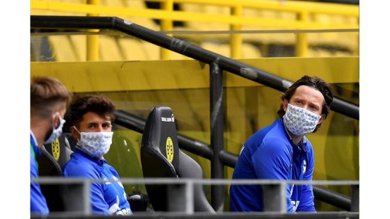 Borussia Dortmund derroto a Schalke 04 en el regreso de la Bundesliga. Haaland, Guerreiro y Hazard anotaron los goles para el Dortmund en un encuentro que finalizo 4-0 a favor del equipo local.  Foto: Martin Meissner