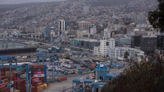 Vista del puerto en Valparíso