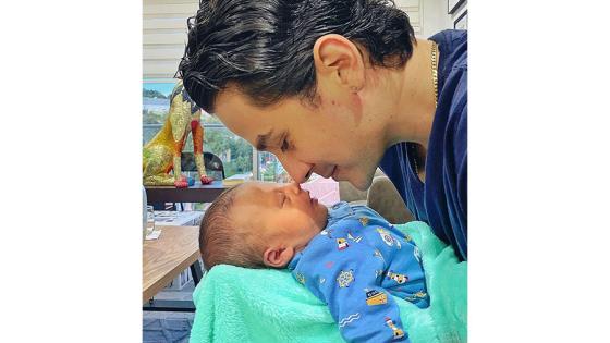 Sebastian Vega y su hijo en la cuarentena Sebastian Vega y su hijo en la cuarentena