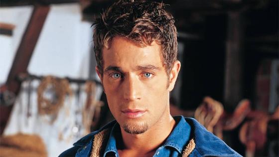 Michel Brown como Franco Reyes Michel Brown como Franco Reyes