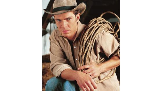 Juan Alfonso Baptista como Oscar Reyes Juan Alfonso Baptista como Oscar Reyes